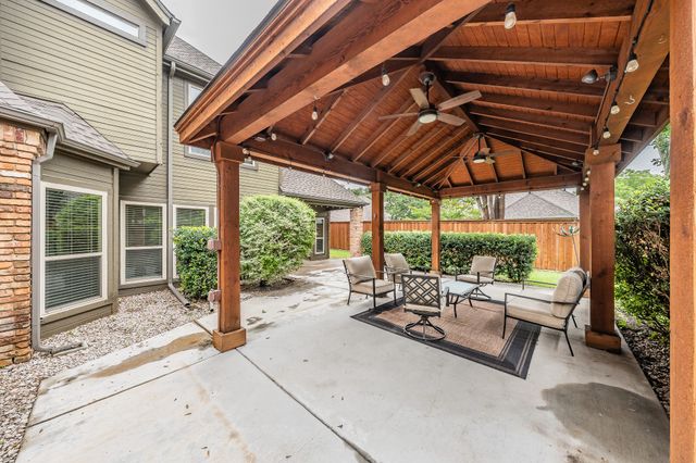 2002 Diamond Oaks Drive, Garland, TX 75044