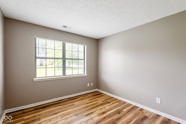 1015 Crimson King Parkway, Mooresville, IN 46158