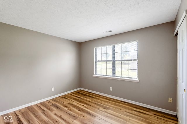 1015 Crimson King Parkway, Mooresville, IN 46158