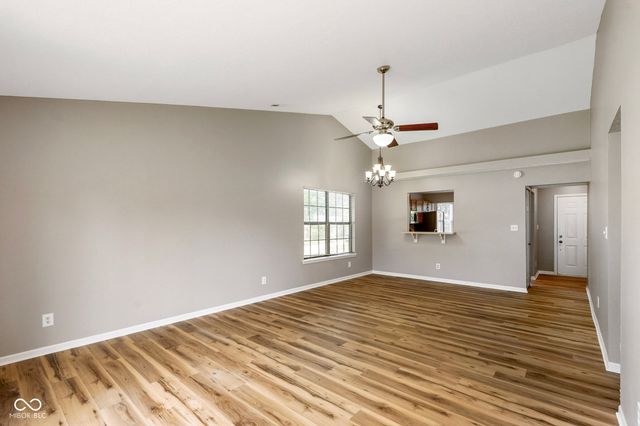 1015 Crimson King Parkway, Mooresville, IN 46158
