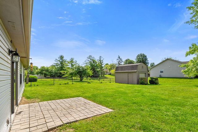 1015 Crimson King Parkway, Mooresville, IN 46158