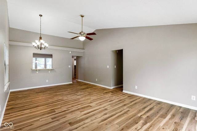 1015 Crimson King Parkway, Mooresville, IN 46158