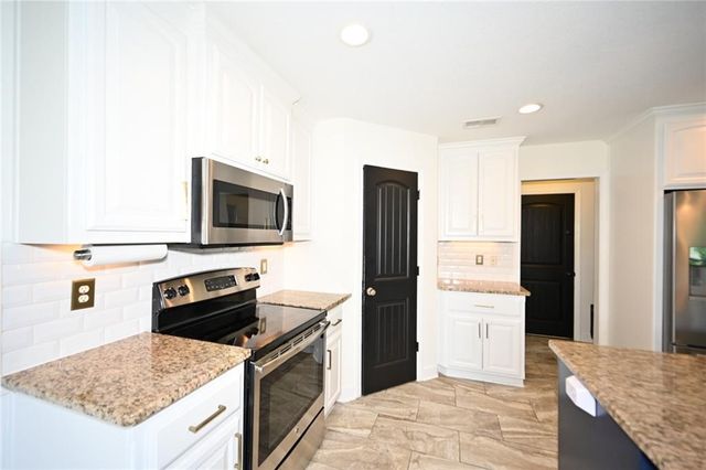 15865 NW Morgan Street, Platte City, MO 64079
