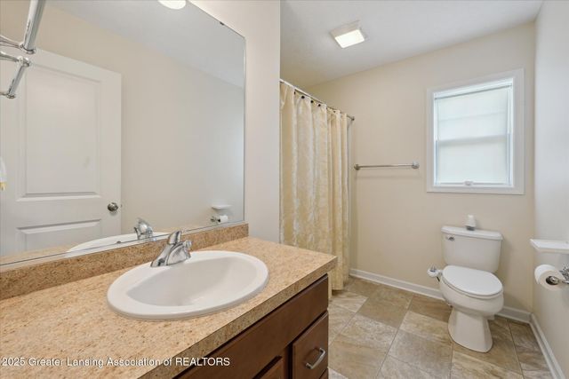 8687 Yellowstone Lane, Lansing, MI 48917