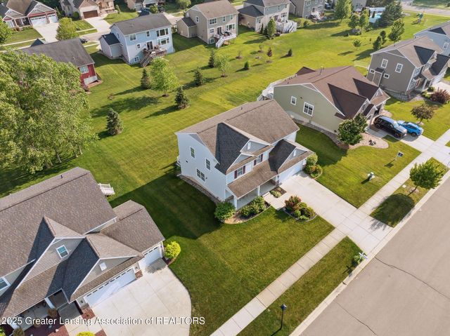 8687 Yellowstone Lane, Lansing, MI 48917