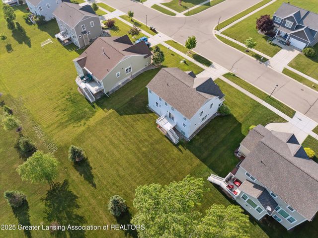 8687 Yellowstone Lane, Lansing, MI 48917