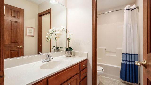 125 Cassidy Court, Granville, OH 43023
