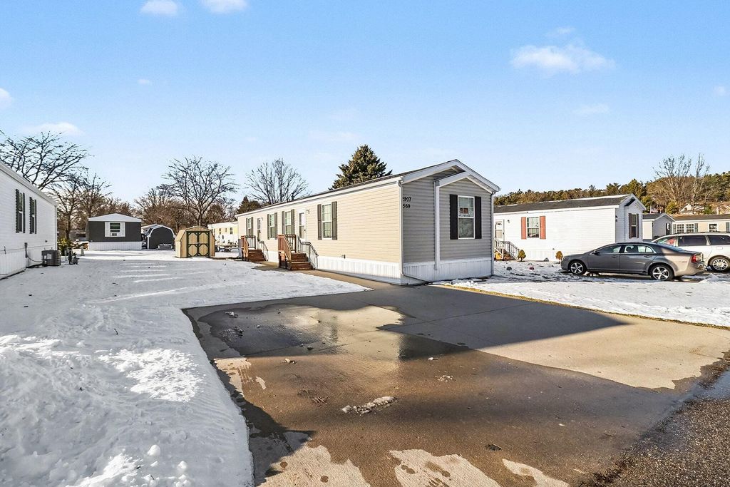 2907 N Sandy Drive, Hamlin Twp, MI 49431