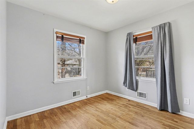 926 Lynn Avenue, Kalamazoo, MI 49008