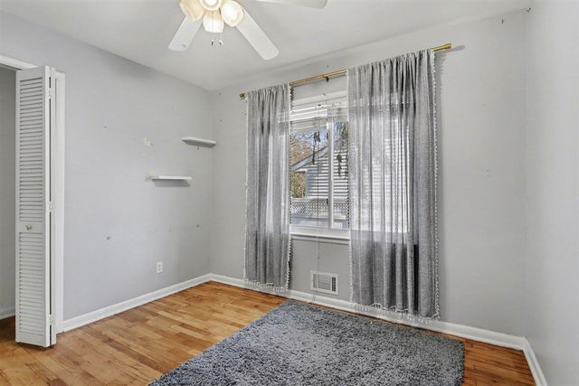 926 Lynn Avenue, Kalamazoo, MI 49008