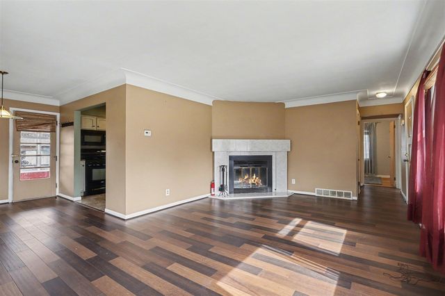 926 Lynn Avenue, Kalamazoo, MI 49008