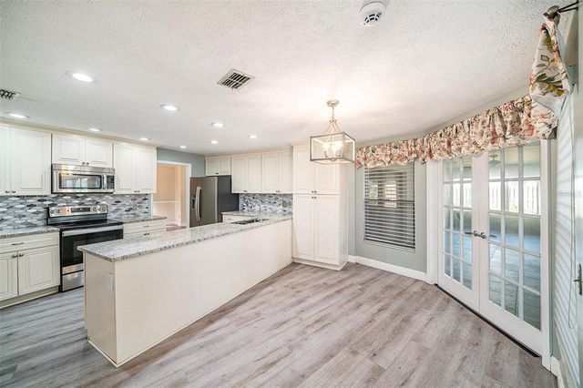 3013 RIDGEVALE CIRCLE, Valrico, FL 33596