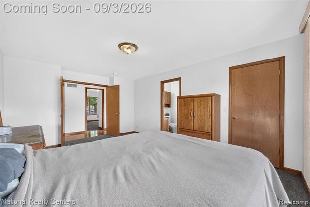 49719 Shenandoah Drive, Macomb, MI 48044