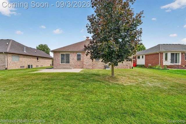49719 Shenandoah Drive, Macomb, MI 48044