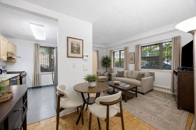 118 Schenectady Ave Apt 109, New York City, NY 11213