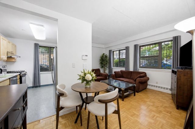 118 Schenectady Ave Apt 109, New York City, NY 11213