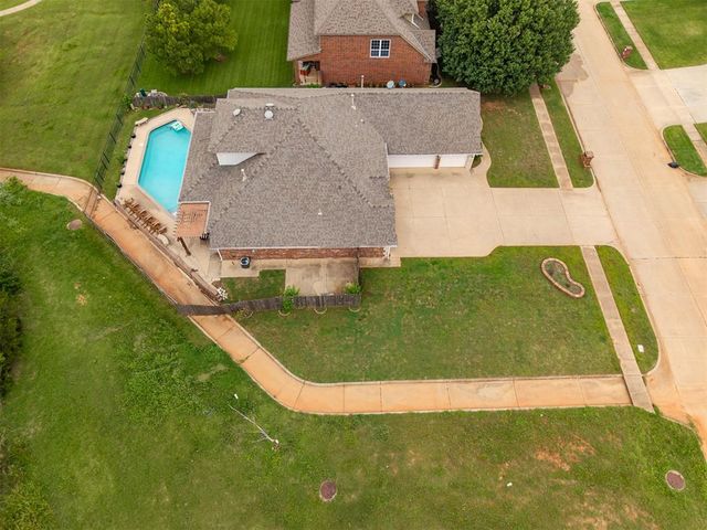 2815 Misty Ridge Drive, Norman, OK 73071
