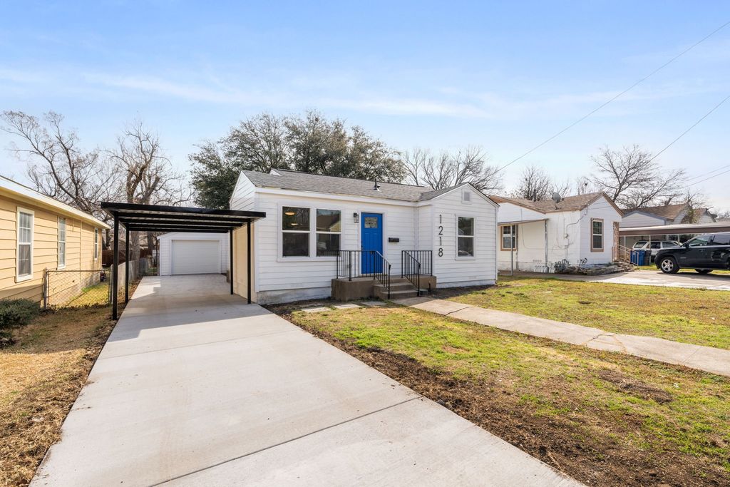 1218 Tarpley Avenue, Dallas, TX 75211