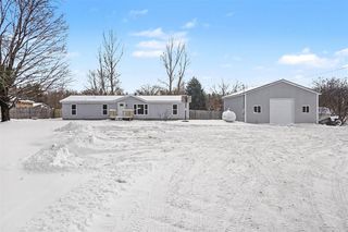 5900 E 36th Street, White Cloud, MI 49349