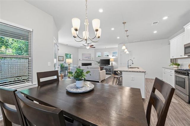 154 Bryon Lane, Acworth, GA 30102