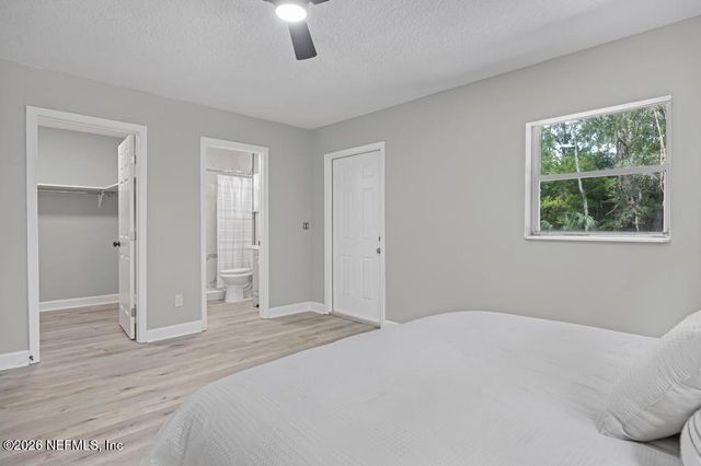 8177 WAXWING Avenue, Jacksonville, FL 32219