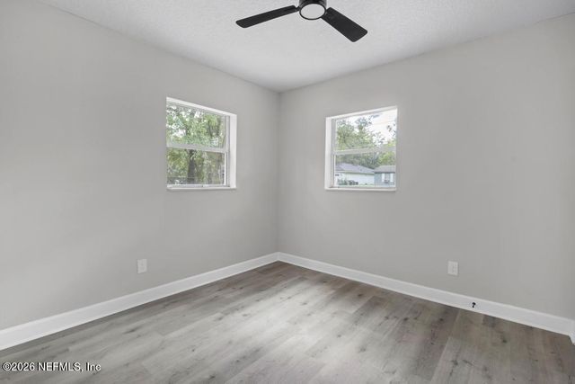 8177 WAXWING Avenue, Jacksonville, FL 32219