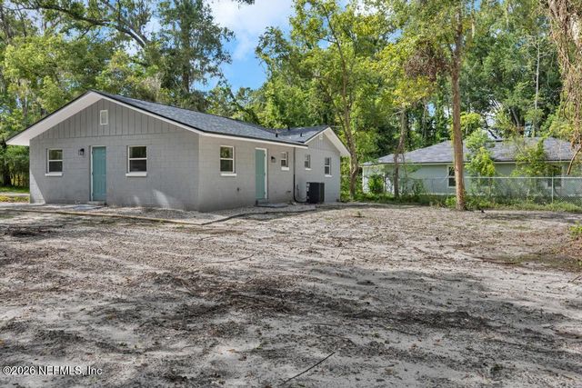 8177 WAXWING Avenue, Jacksonville, FL 32219