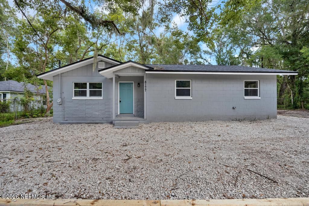 8177 WAXWING Avenue, Jacksonville, FL 32219