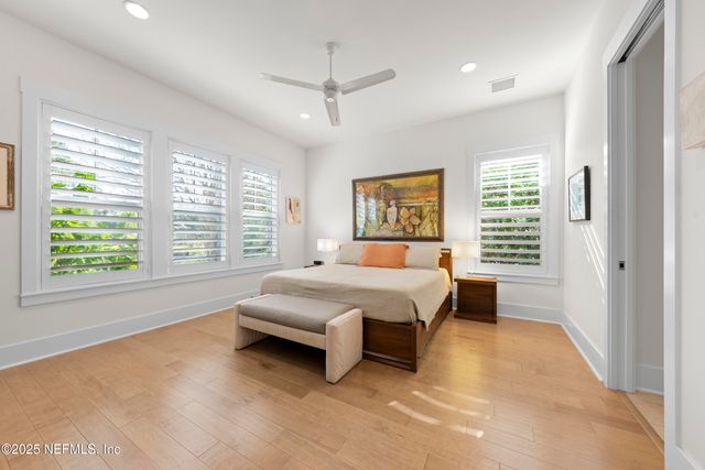 3735 GRASSEY Key, Jacksonville Beach, FL 32250