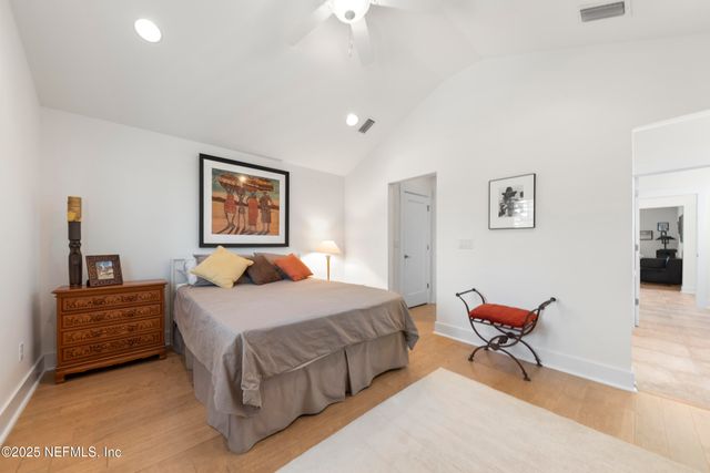 3735 GRASSEY Key, Jacksonville Beach, FL 32250