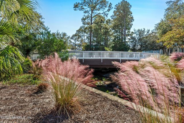 3735 GRASSEY Key, Jacksonville Beach, FL 32250