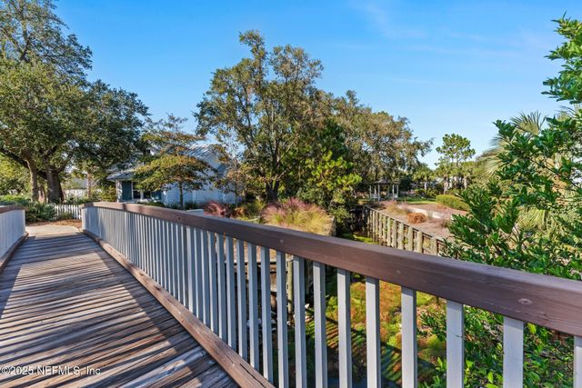 3735 GRASSEY Key, Jacksonville Beach, FL 32250