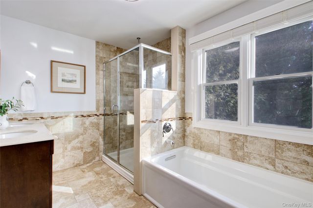 9 Revere Road, Port Washington, NY 11050