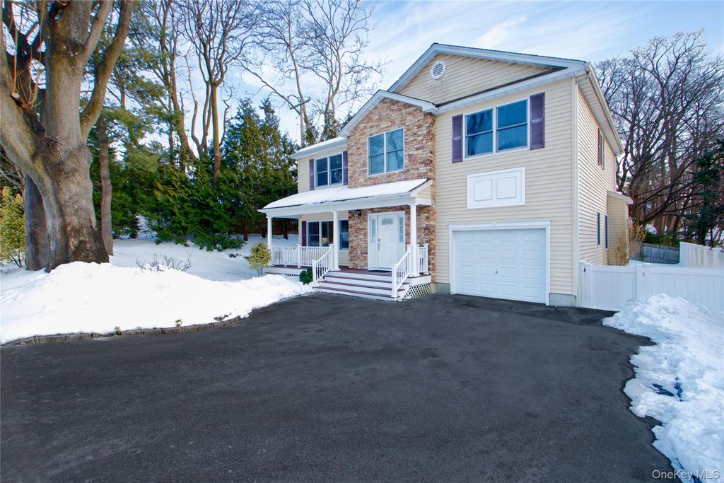 9 Revere Road, Port Washington, NY 11050