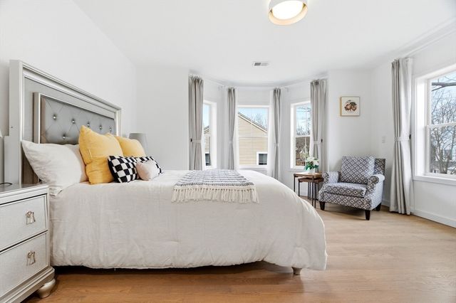 70 Walker St Front, Newton, MA 02460