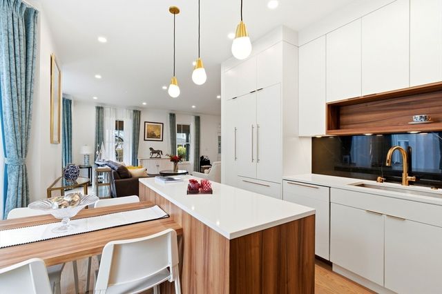 70 Walker St Front, Newton, MA 02460