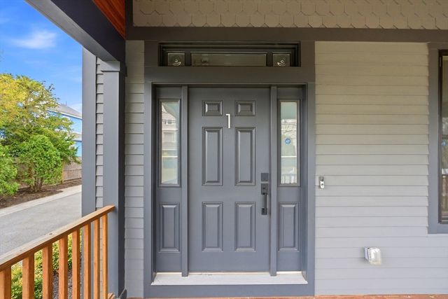 70 Walker St Front, Newton, MA 02460