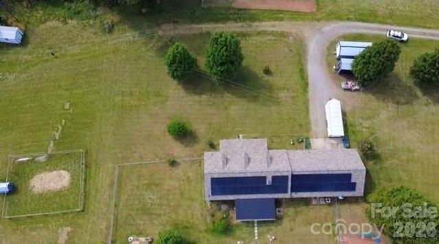 2107 Jenkins Printing Drive, Newton, NC 28658