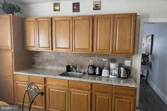 148 RANDALL AVE, Trenton, NJ 08611