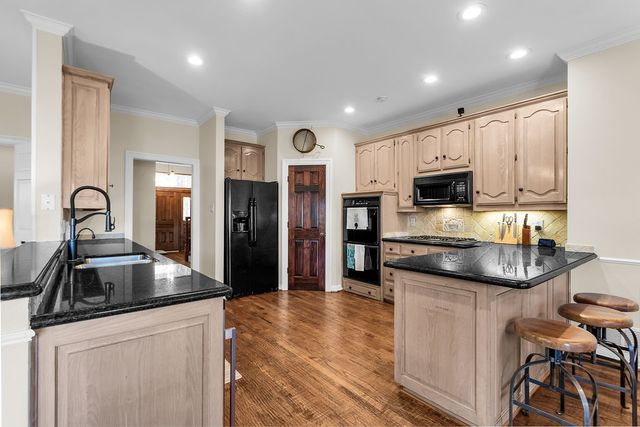 6901 April Way Circle, Plano, TX 75023