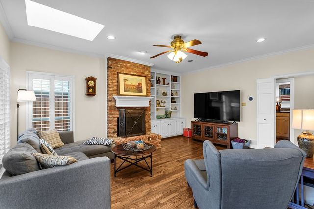 6901 April Way Circle, Plano, TX 75023