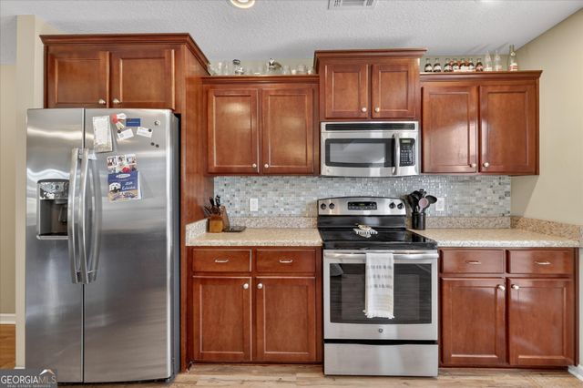 312 Teakwood Court, Statesboro, GA 30458