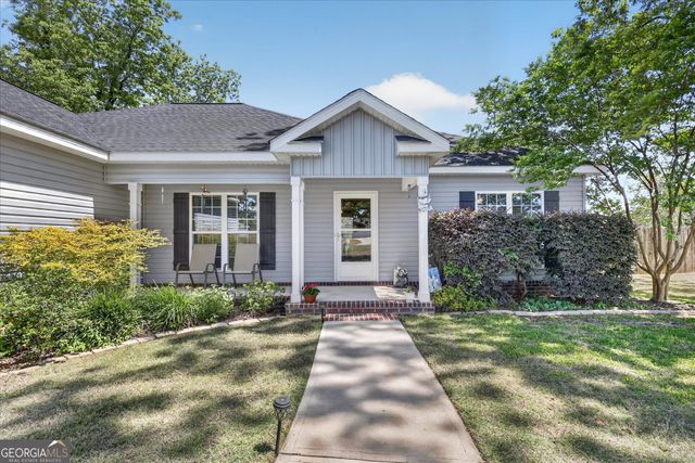 312 Teakwood Court, Statesboro, GA 30458
