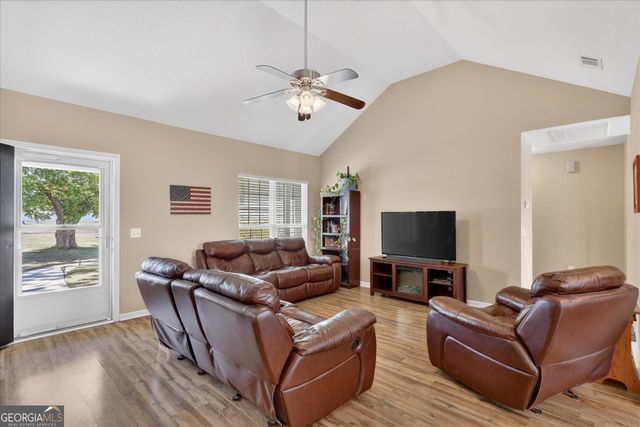 312 Teakwood Court, Statesboro, GA 30458
