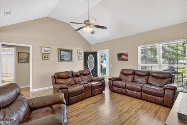 312 Teakwood Court, Statesboro, GA 30458