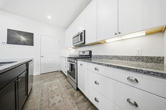 594 Zephyr Road, Williston, VT 05495