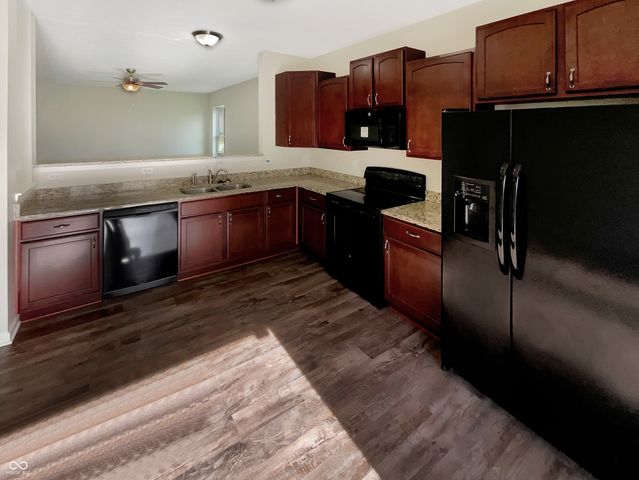 11559 Half Mile Drive, Indianapolis, IN 46235