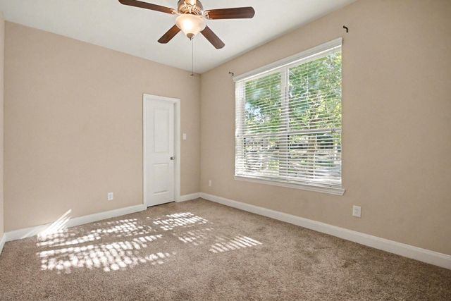 409 Via Regatta Drive, Webster, TX 77598