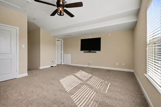 409 Via Regatta Drive, Webster, TX 77598