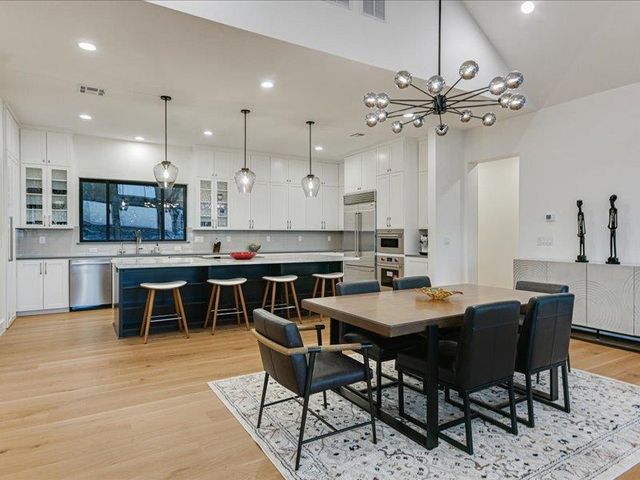 4701 Via Media, Austin, TX 78746